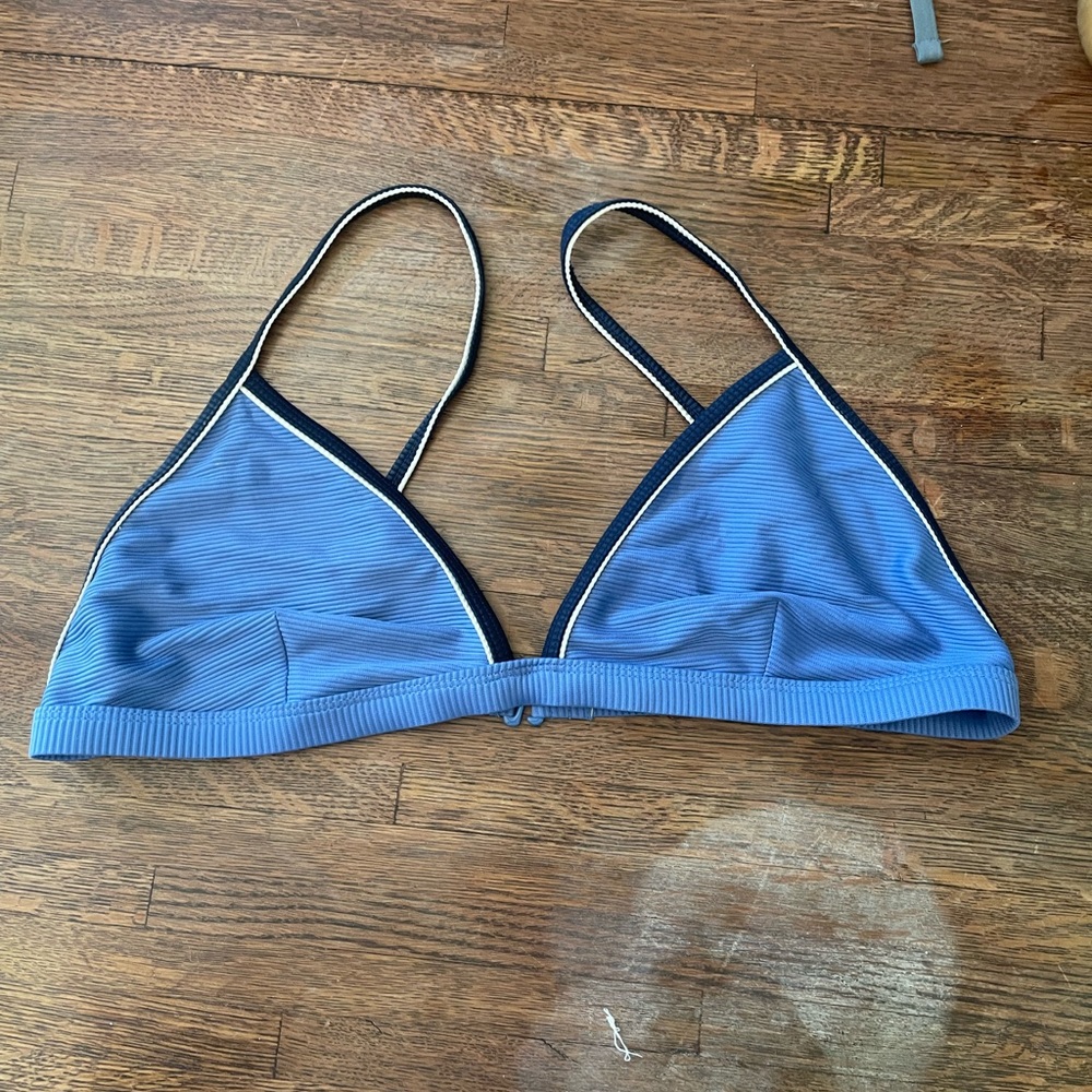 RVCA ribbed triangle top